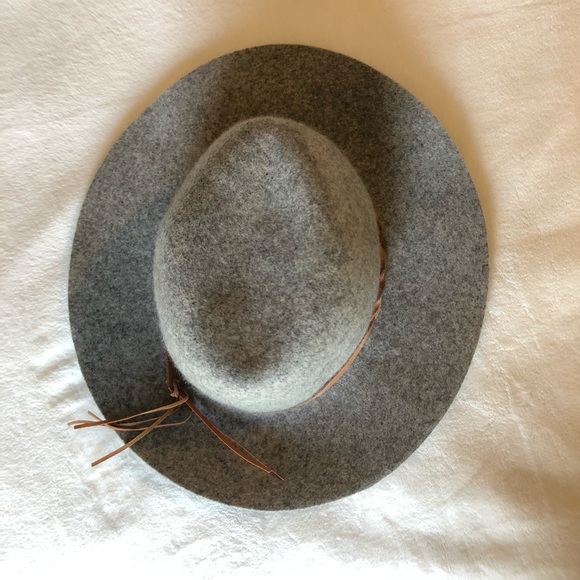 Wool Hat - Picture 1 of 3